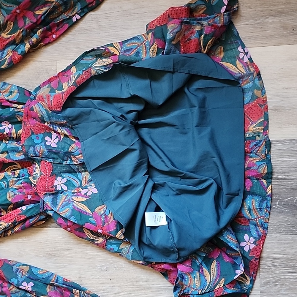Floral Long Sleeve Dress - Picture 12 of 16